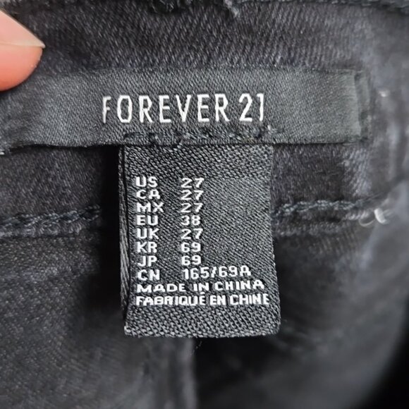 Forever 21 Size 27 Black Mid Rise Skinny Jeans - Picture 6 of 7